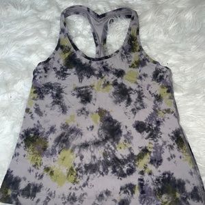 LULULEMON Cool Racerback Short Tank Top Nulu SZ6 in Radial Tie Dye